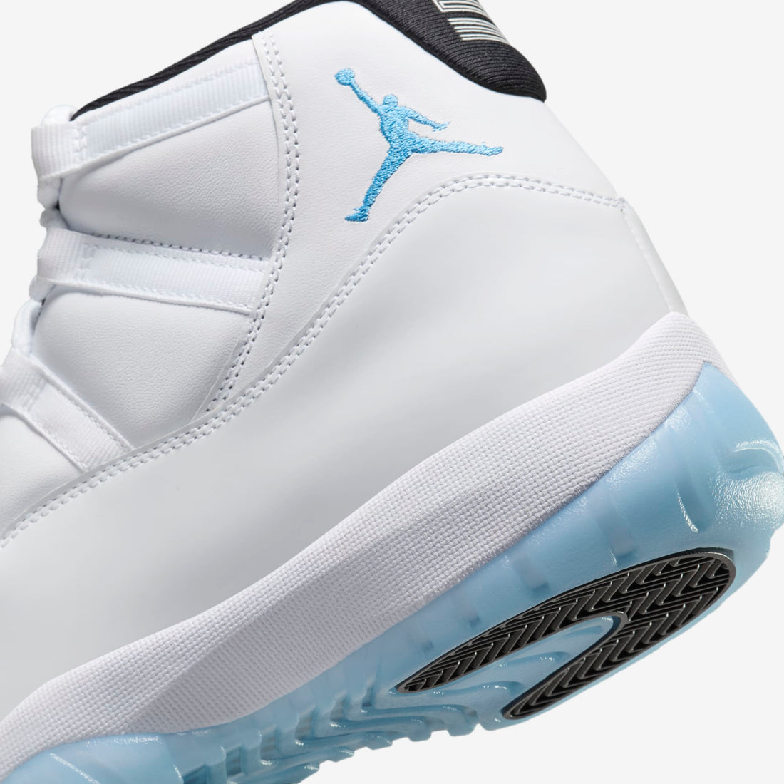 (Men's) Air Jordan 11 Retro 'Legend Blue / Columbia' (2024) CT8012-104