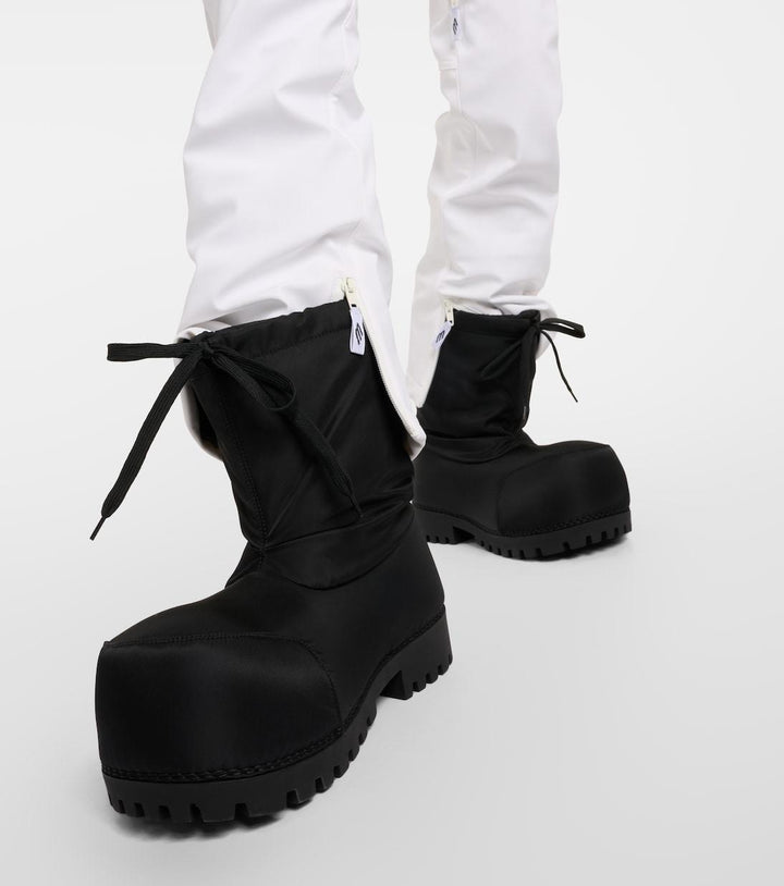 Balenciaga Alaska Low Boot - Black
