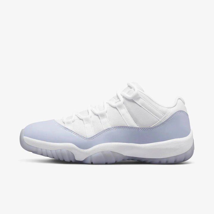 (Women's) Air Jordan 11 Retro Low 'Pure Violet' (2022) AH7860-101