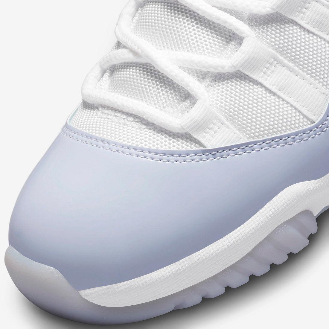(Women's) Air Jordan 11 Retro Low 'Pure Violet' (2022) AH7860-101